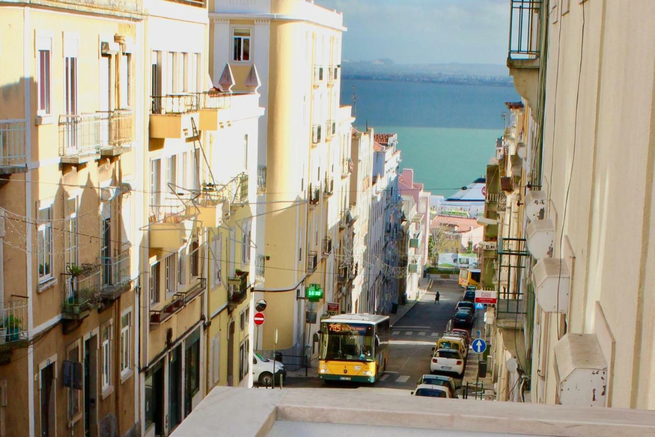 Appartement River View Balcony - Historic Center ! à Lisboa Extérieur photo